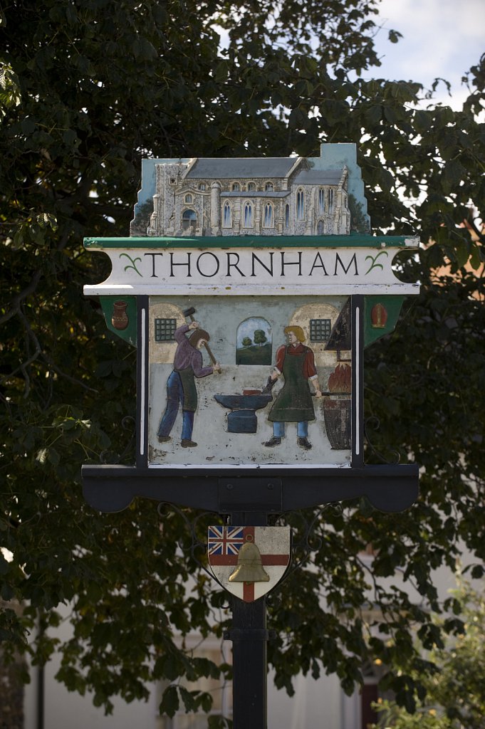 barber-thornham-village-sign01.jpg