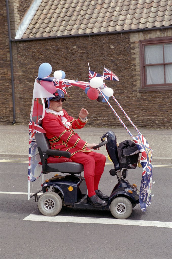 barber-disabled-jubilee-beefeater.jpg
