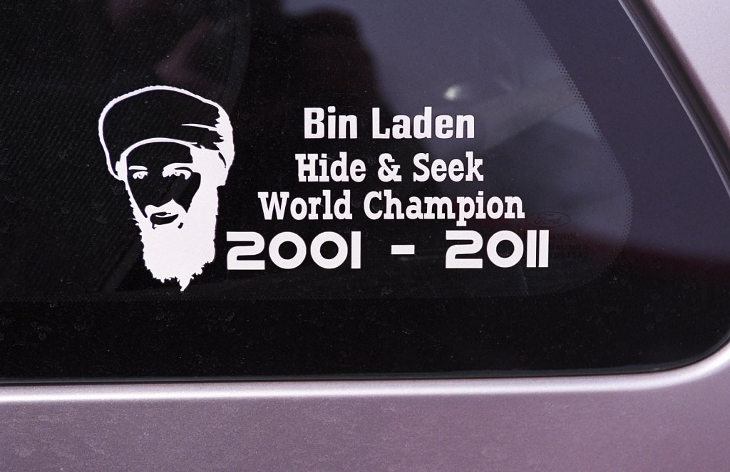 barber-bin-laden-death-sticker02.jpg