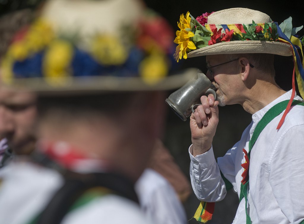 barber-morris-dancers17.jpg