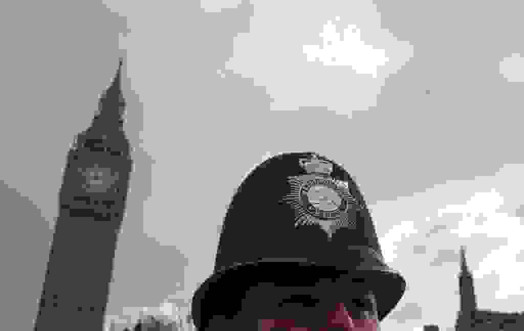 Met Police Officer Outside Parliament