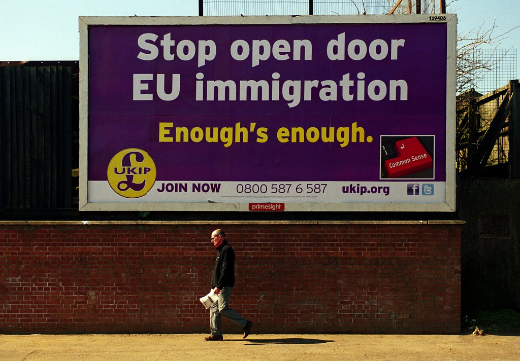 barber-UKIP-immigration-billboard04.jpg