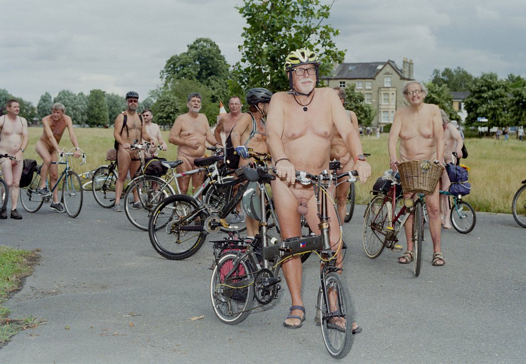 Naked Cycling in Cambridge
