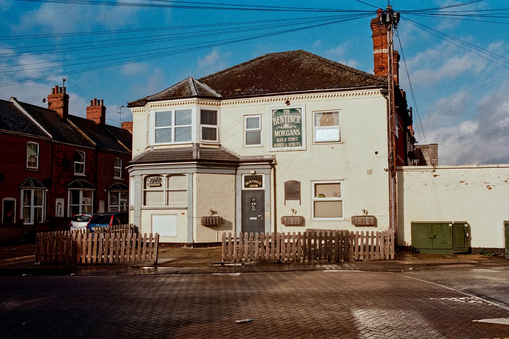 Barber-bentinck-01.jpg