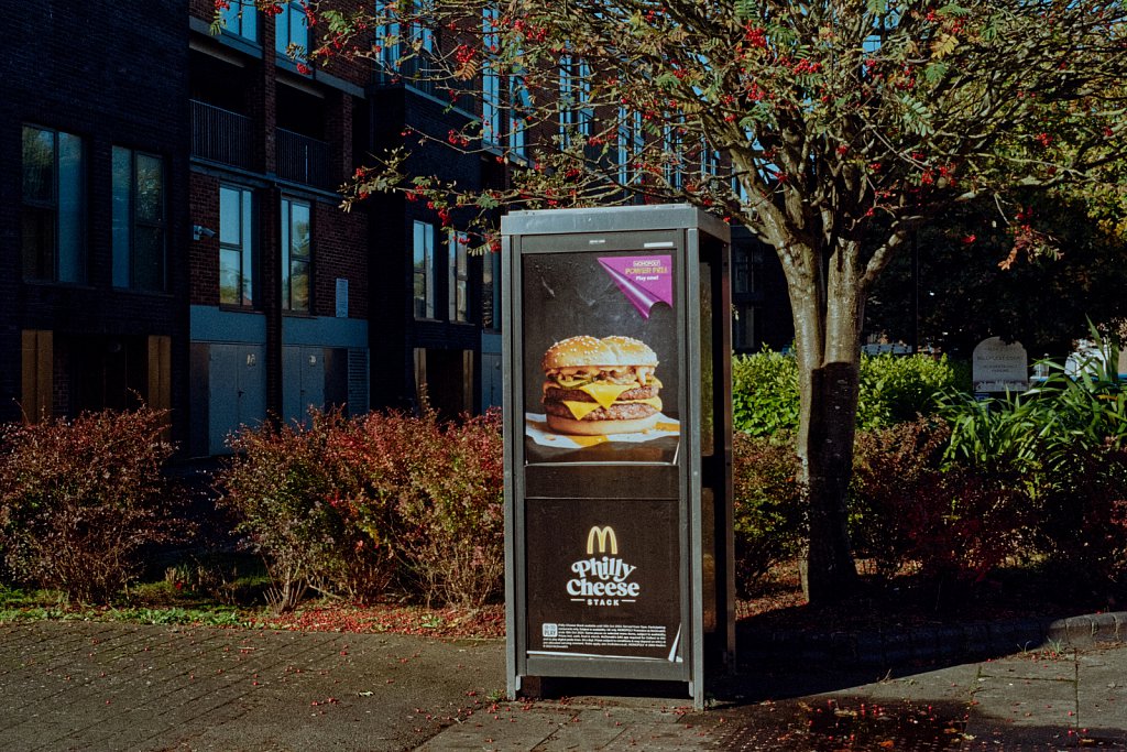 Barber-phone-boxes-02.jpg