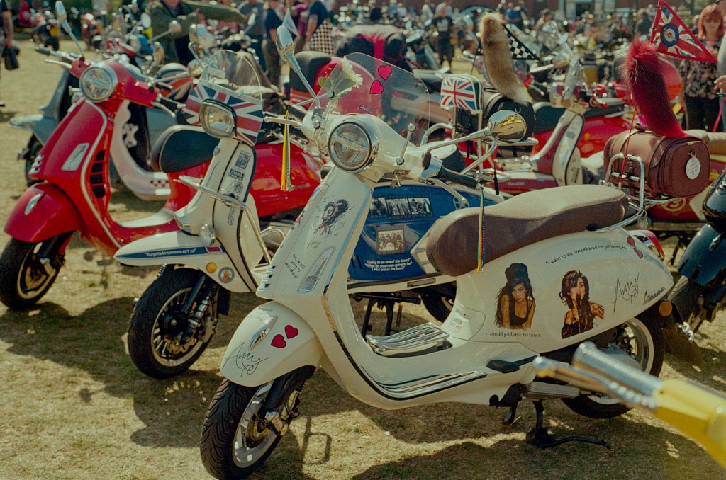 barber-scooters-05.jpg