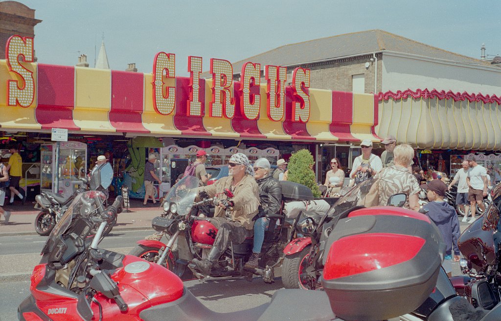 barber-yarmouth-wheels-04.jpg