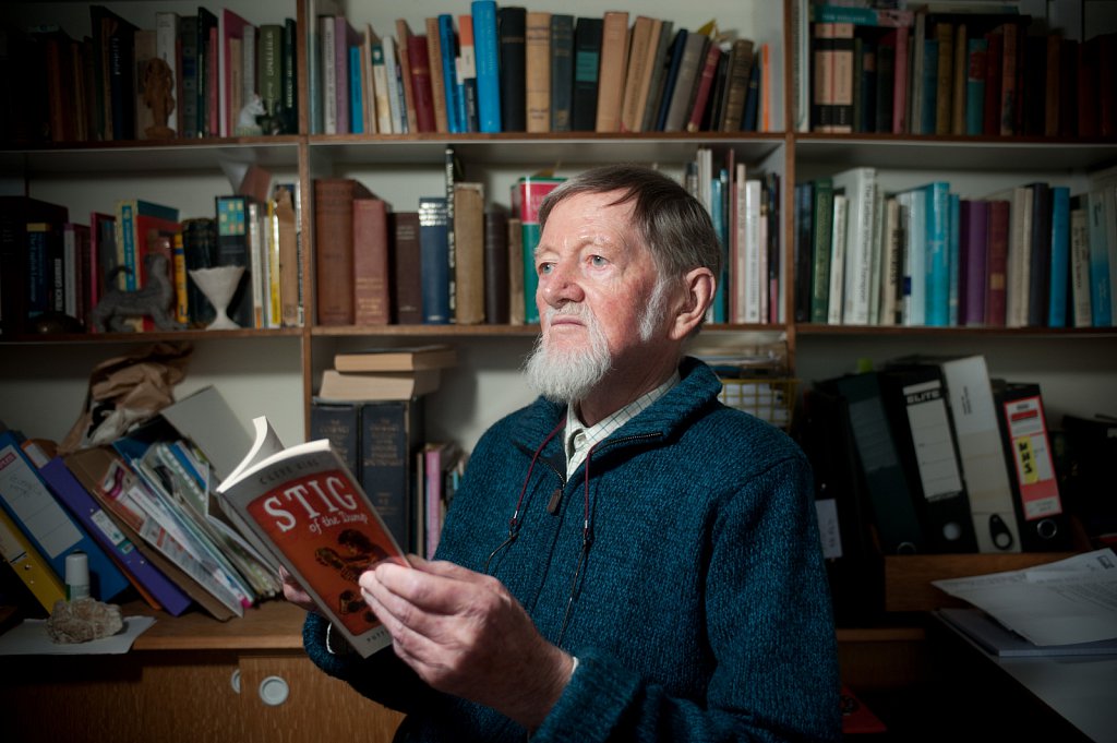 Clive King, author of Stig of the Dump.