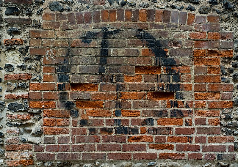 barber-stiffkey-fascist-graffiti-02cropmedium-large1749272307.jpg